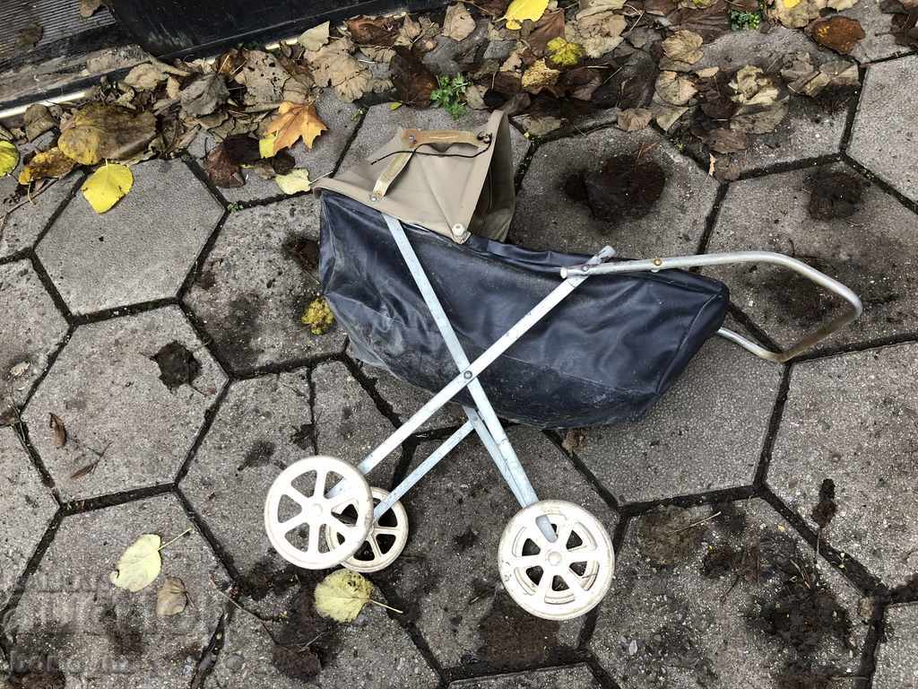 10184. OLD BABY PLAY PLAYER - 6 10184. OLD BABY PLAY PLAYER - 6