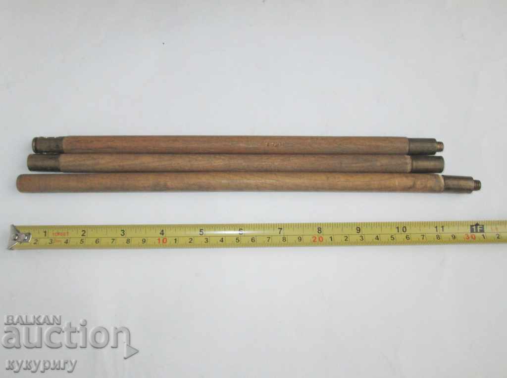 Delivery of Old whip whip for rifle made of bronze and wood Delivery of Old whip whip for rifle made of bronze and wood