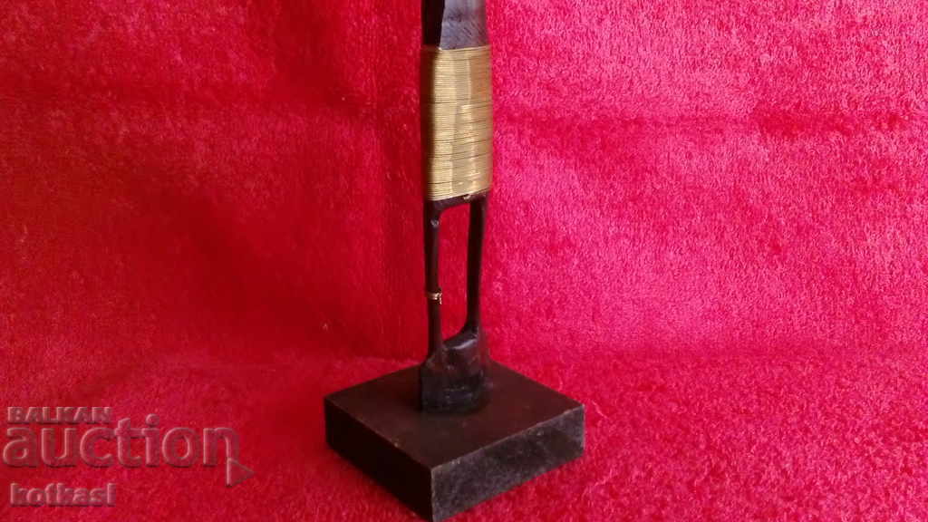 Delivery of Wood carving figure of a Man African art Delivery of Wood carving figure of a Man African art