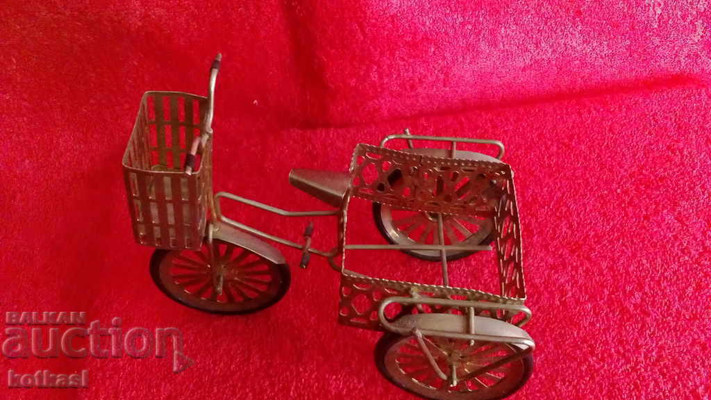 Old metal brass toy tricycle figure - 5 Old metal brass toy tricycle figure - 5