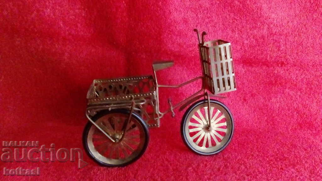 Tricicletă de jucărie din alamă din metal veche