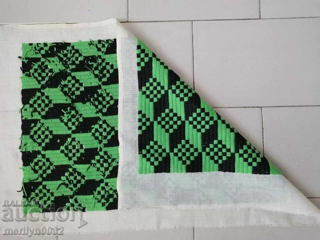 Auction  Embroidery for cushion cover