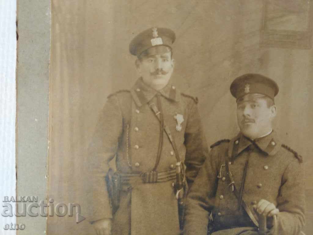 Auction  CZAR PHOTOGRAPHY CARDBOARD, MYSELF, SHICK, GENERAL, ORDER, UNIFORM