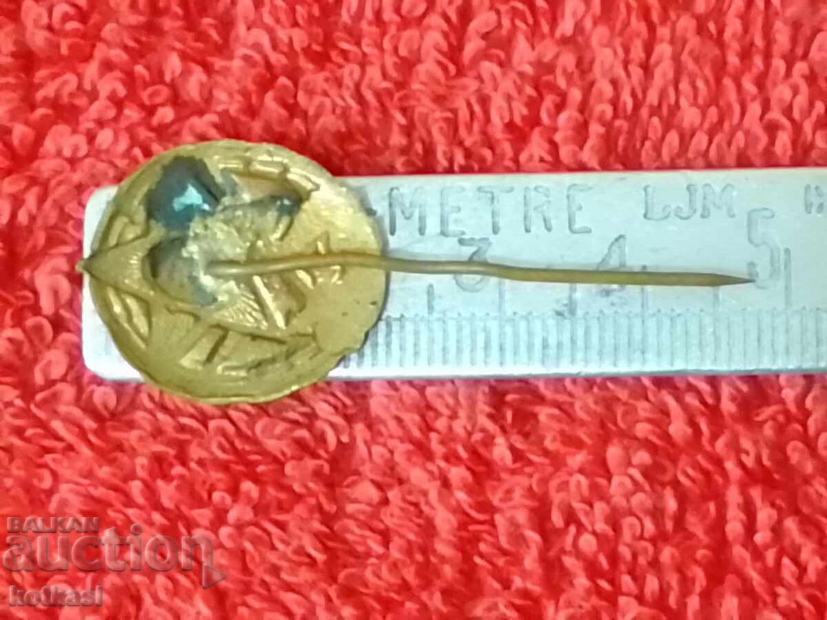 Delivery of Old Soviet badge bronze enamel pin DOSO Delivery of Old Soviet badge bronze enamel pin DOSO