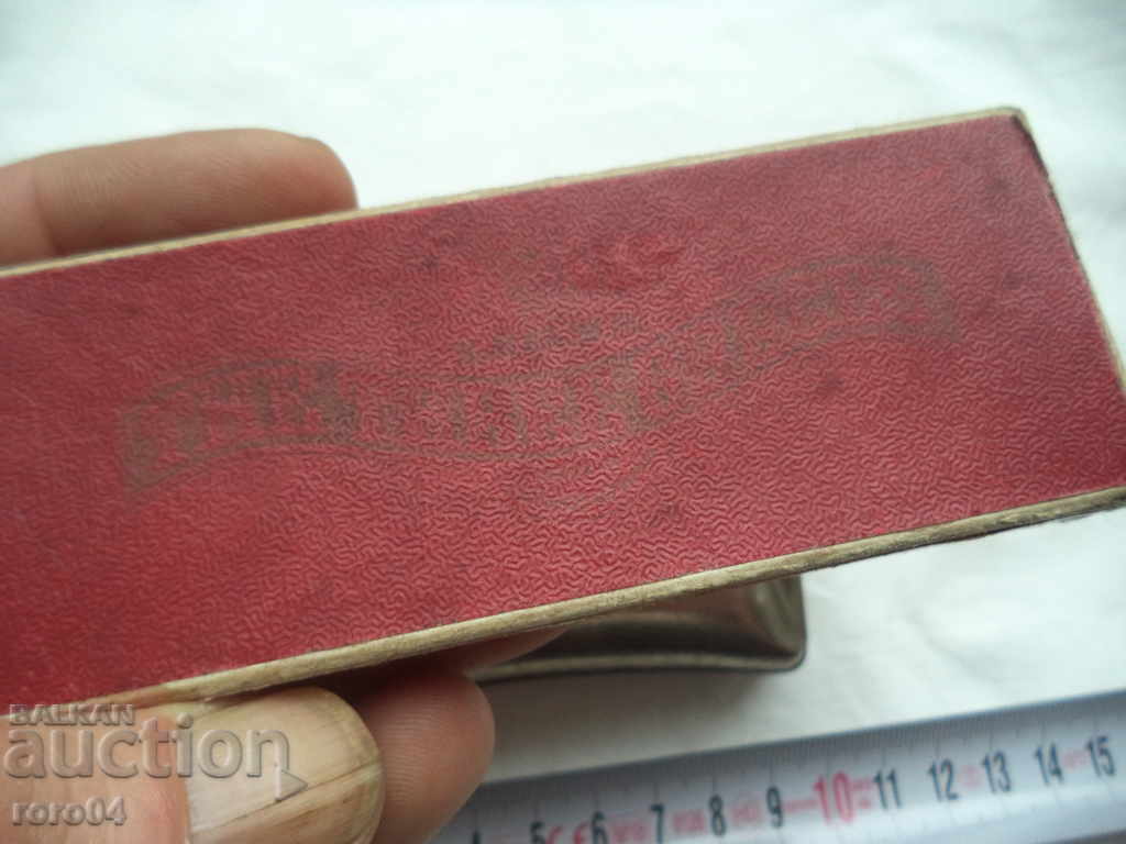 Delivery of THE THREE GRACES Delivery of THE THREE GRACES