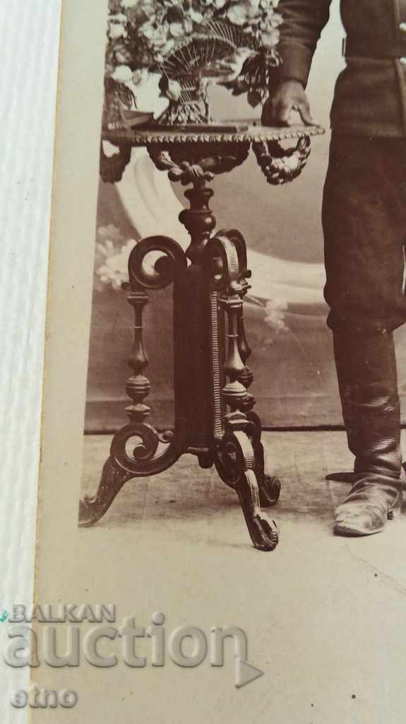 Auction CZAR PHOTOGRAPHY - MYSELF, SHIELD, SHIFTS, UNITS, MASS, FURNITURE Auction CZAR PHOTOGRAPHY - MYSELF, SHIELD, SHIFTS, UNITS, MASS, FURNITURE