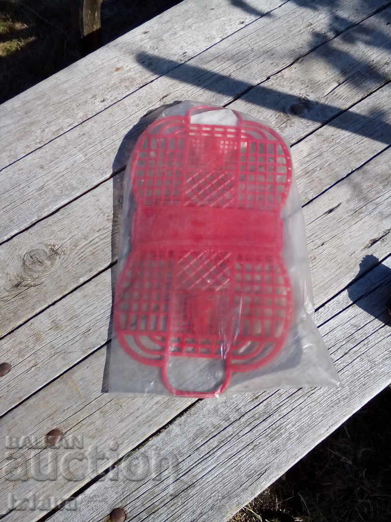 Old baby bag, bag with price 25.00 BGN | € 12.78 Old baby bag, bag with price 25.00 BGN | € 12.78