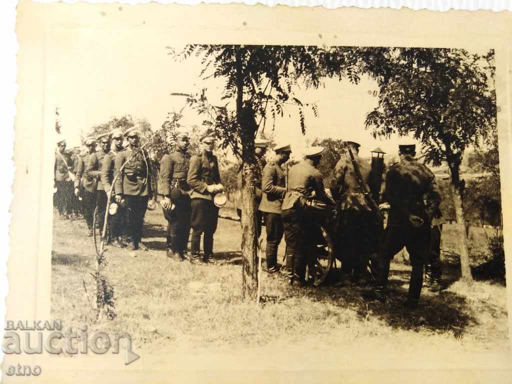 .TARIAN PHOTOGRAPHY - FIELD KITCHEN, Rifle, Uniform, holster, belt with price 15.00 BGN | € 7.67 .TARIAN PHOTOGRAPHY - FIELD KITCHEN, Rifle, Uniform, holster, belt with price 15.00 BGN | € 7.67