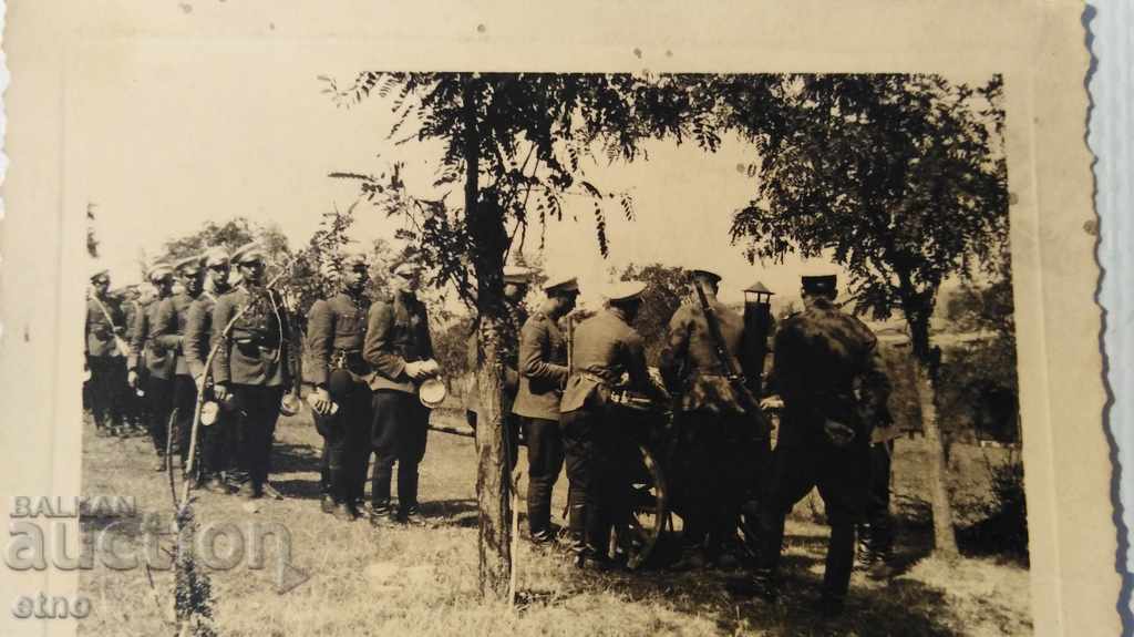 Auction .TARIAN PHOTOGRAPHY - FIELD KITCHEN, Rifle, Uniform, holster, belt Auction .TARIAN PHOTOGRAPHY - FIELD KITCHEN, Rifle, Uniform, holster, belt