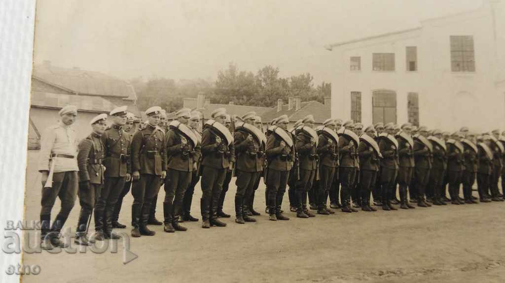 Auction 1934. Czar's Photo - saber, bayonet, gun, uniform, belt, Auction 1934. Czar's Photo - saber, bayonet, gun, uniform, belt,