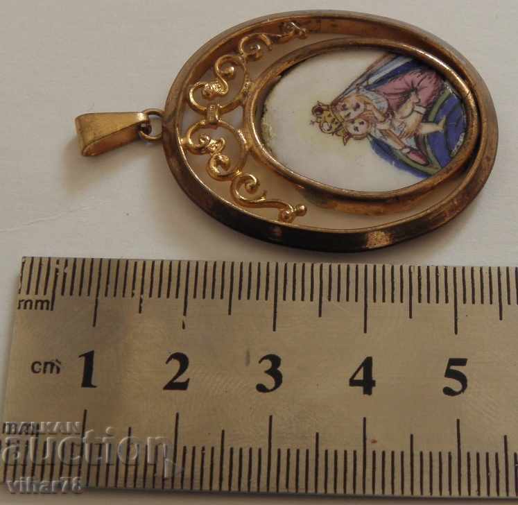 Auction old very rare christening pendant Auction old very rare christening pendant