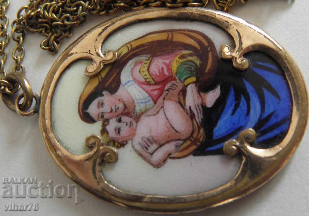 Auction old very rare locket Auction old very rare locket