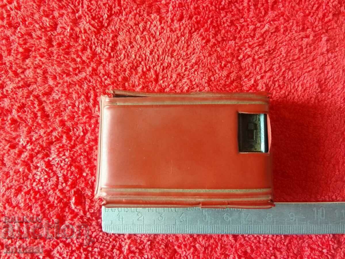 Παλαιό μηχανικό επιτραπέζιο τουριστικό ρολόι Luch ΕΣΣΔ - 5 Παλαιό μηχανικό επιτραπέζιο τουριστικό ρολόι Luch ΕΣΣΔ - 5