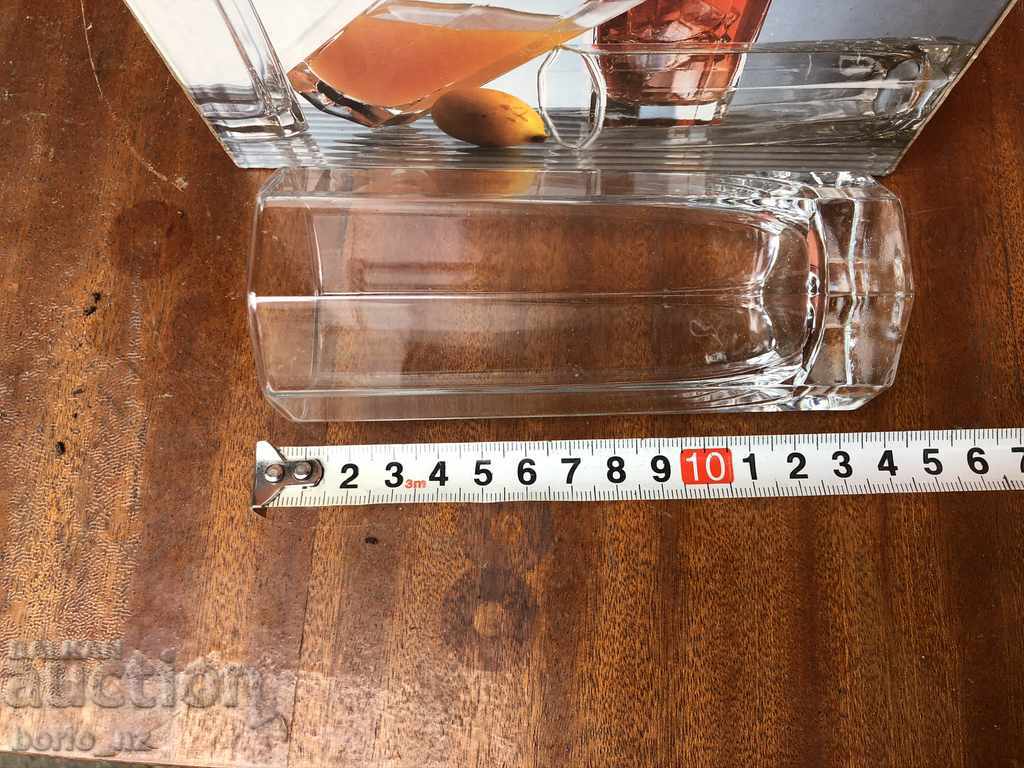 10199. GLASS GLASS SERVICE UNUSED - 5 10199. GLASS GLASS SERVICE UNUSED - 5