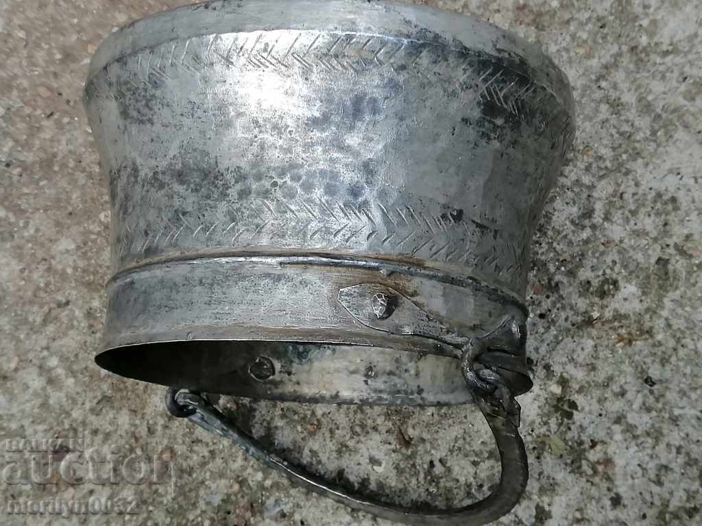 Old copper kettle, copper boiler, boiler, copper vessel with price 79.00 BGN | € 40.39