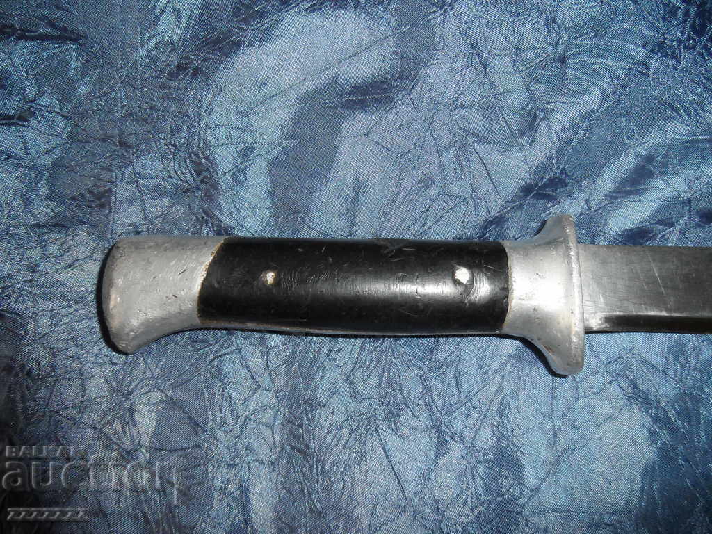 Auction Old knife with leather handle Auction Old knife with leather handle