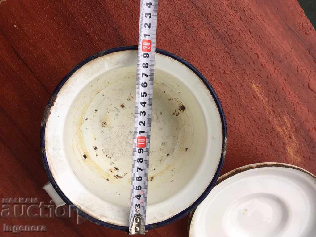 THE FLOOR IS ENAMELED BY THE COURT OF 1965 - 5 THE FLOOR IS ENAMELED BY THE COURT OF 1965 - 5