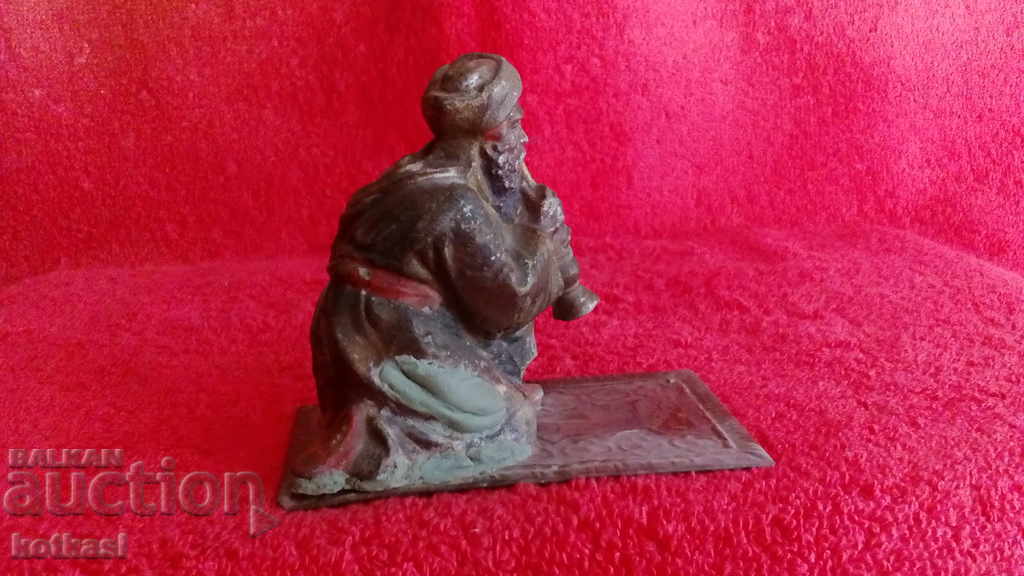 Delivery of Old metal bronze figure of Musician Austria