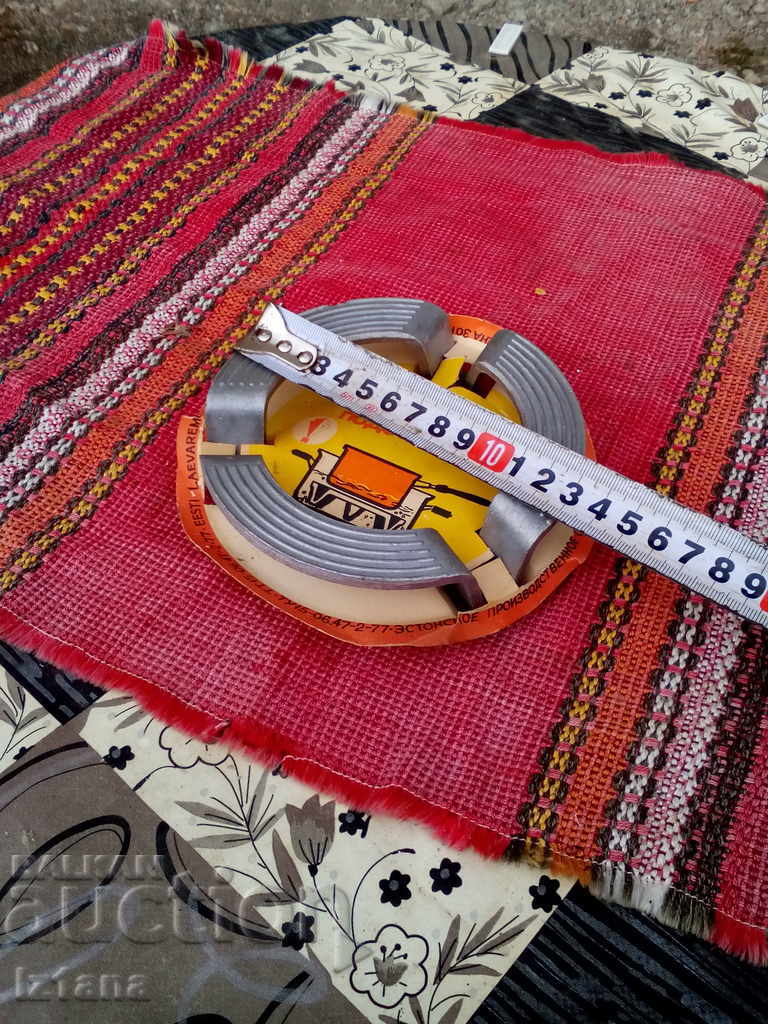 Delivery of Old stand for warm objects Delivery of Old stand for warm objects