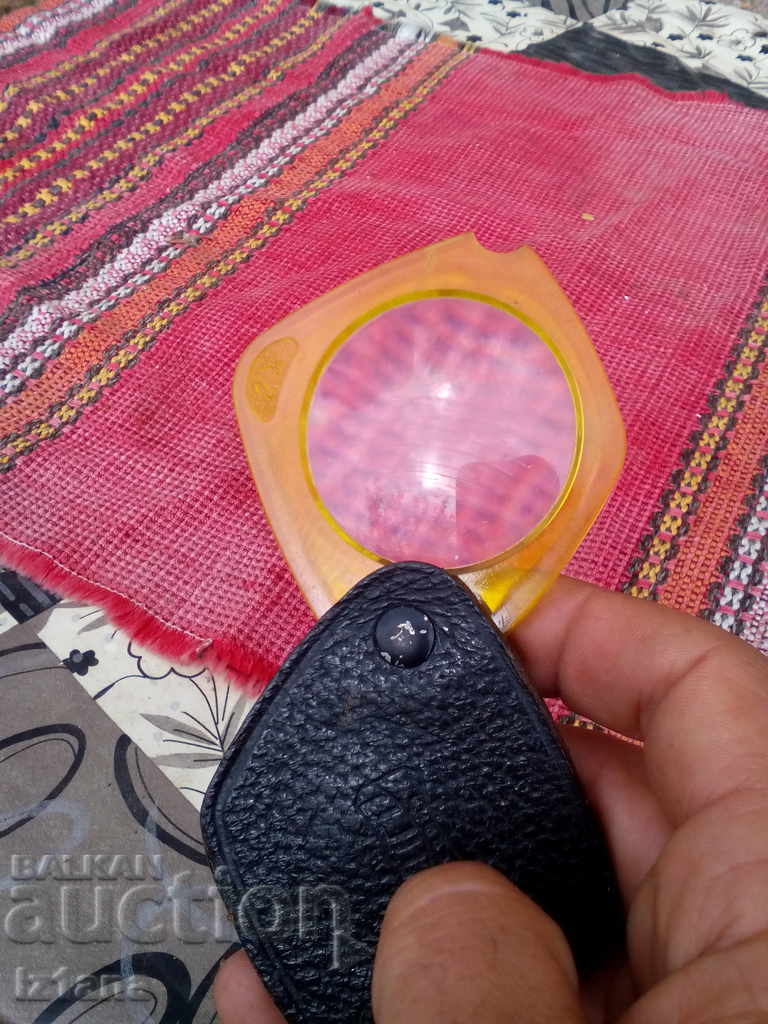 Delivery of Old magnifying glass