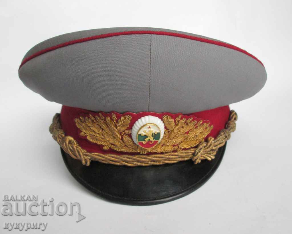 Стара Генералска фуражка от празнична военна Соц униформа