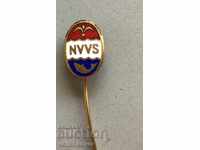 26734 Netherlands Fisheries Union badge Hunting pike and trout enamel