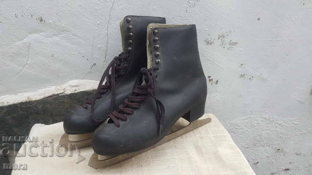 patine de gheață vechi - 7