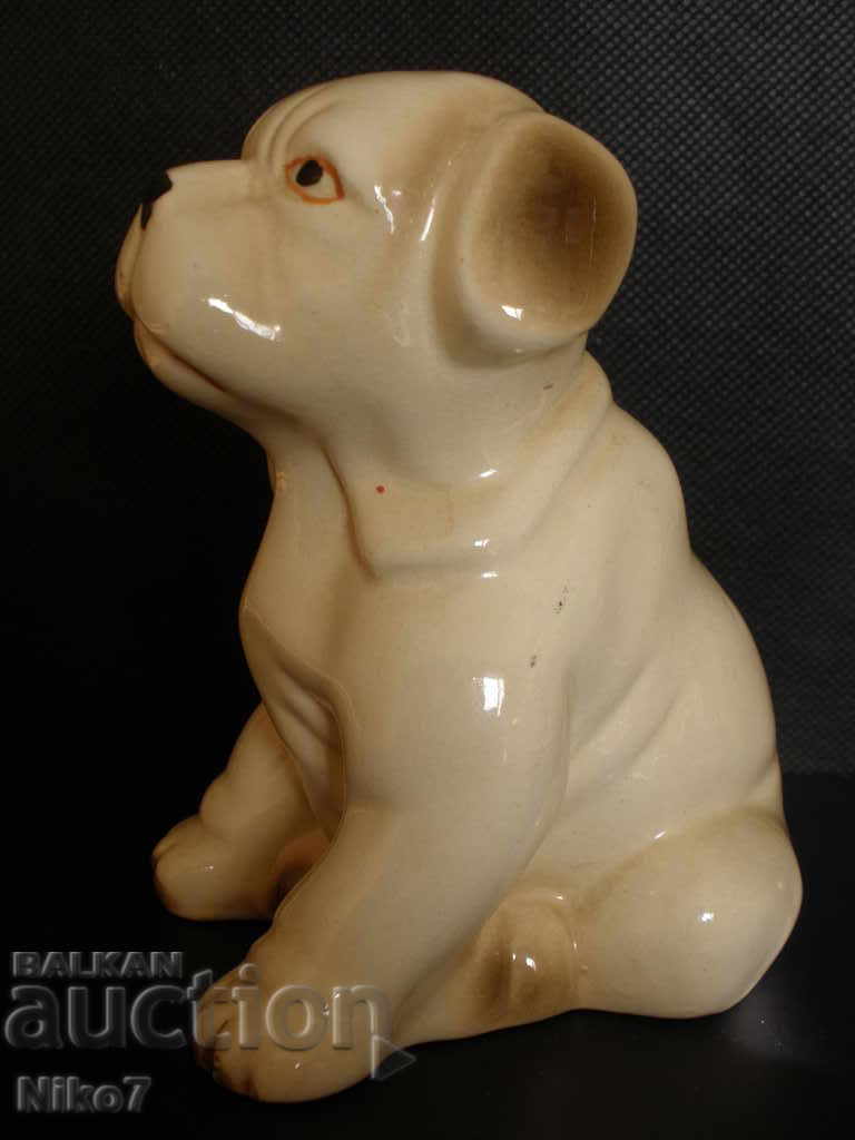 Παράδοση Παλιό πορσελάνινο κουτάβι. Παράδοση Παλιό πορσελάνινο κουτάβι.