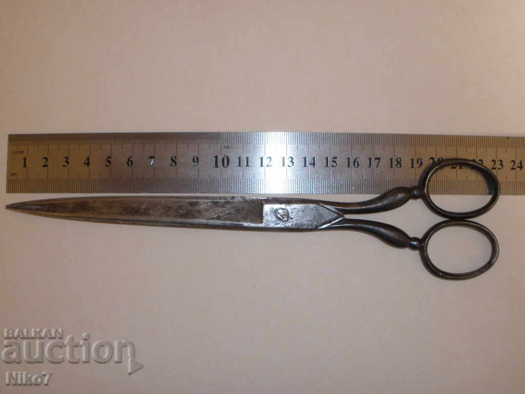 Δημοπρασία Παλιό ενδιαφέρον μεγάλο ψαλίδι.