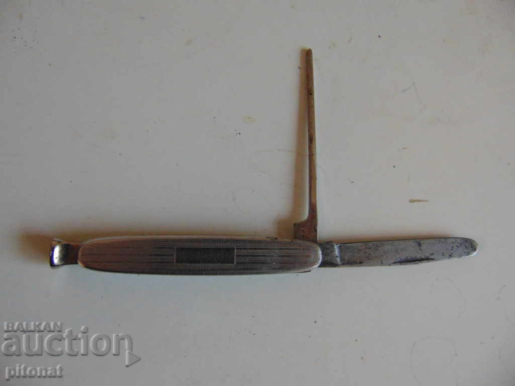 Παλιά μαχαίρι εργαλείων σωλήνων με τιμή 15.00 BGN | € 7.67 Παλιά μαχαίρι εργαλείων σωλήνων με τιμή 15.00 BGN | € 7.67