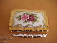 22ct porcelain gold plated jewelry box