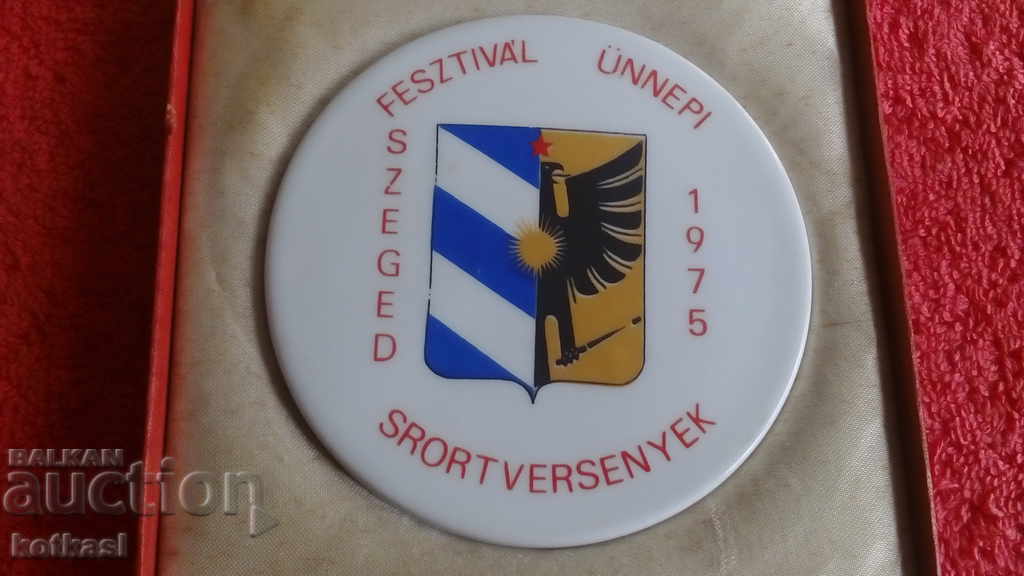 Old porcelain plaque box 1975 Festival Hungary