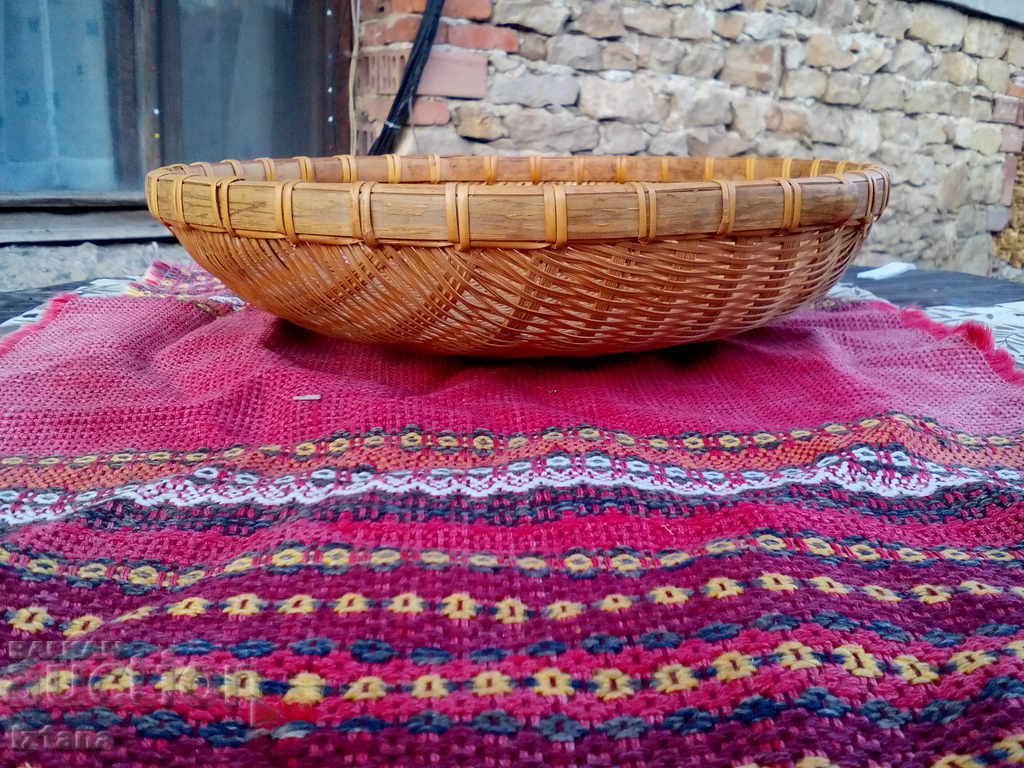 Old bread panner, panner with price 9.00 BGN | € 4.60 Old bread panner, panner with price 9.00 BGN | € 4.60