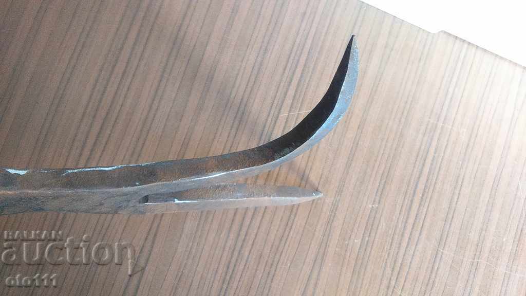 OLD FORGED HARPOON TIP - BOARDING HOOK - 6