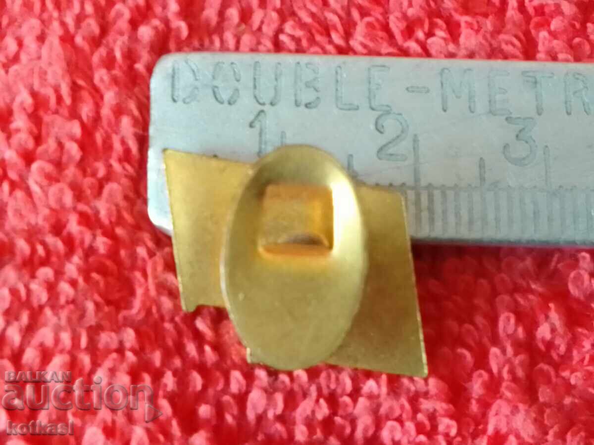 Old French Communist Party Buttonel Badge 1920-1960 with price 65.50 BGN | € 33.49 Old French Communist Party Buttonel Badge 1920-1960 with price 65.50 BGN | € 33.49