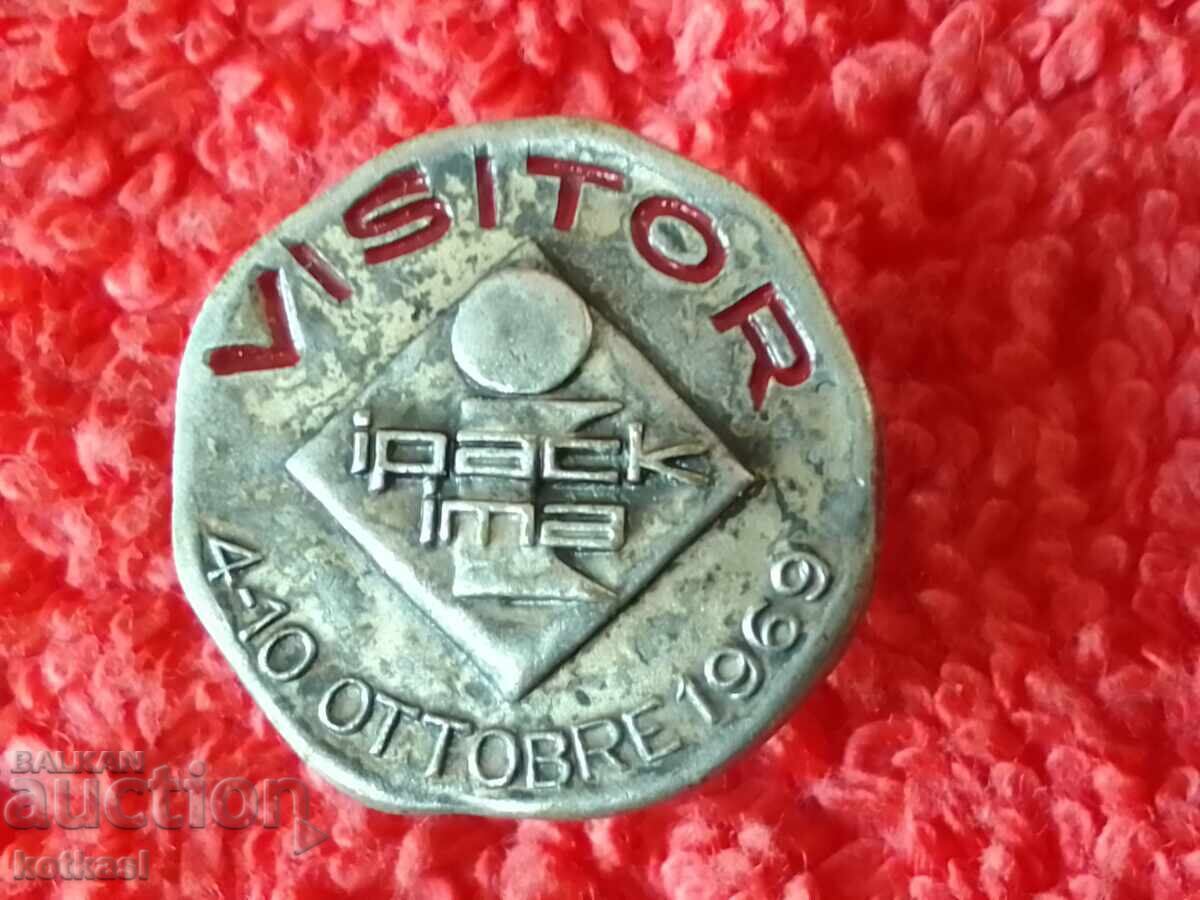 Old button badge BUTONEL VISITOR 4-10 October 1969 Milan - 5 Old button badge BUTONEL VISITOR 4-10 October 1969 Milan - 5