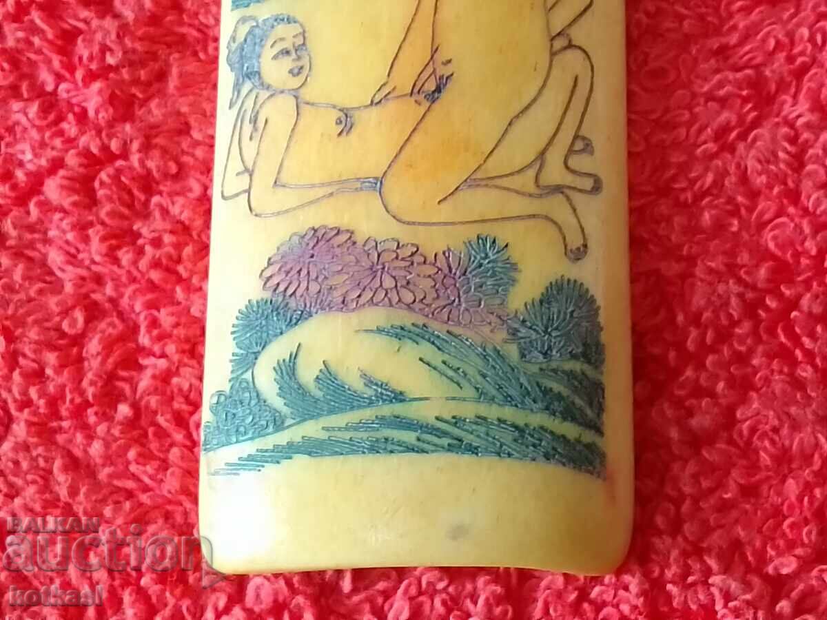 Delivery of Figure engraving on Bone Sex Erotica Nude Man Woman