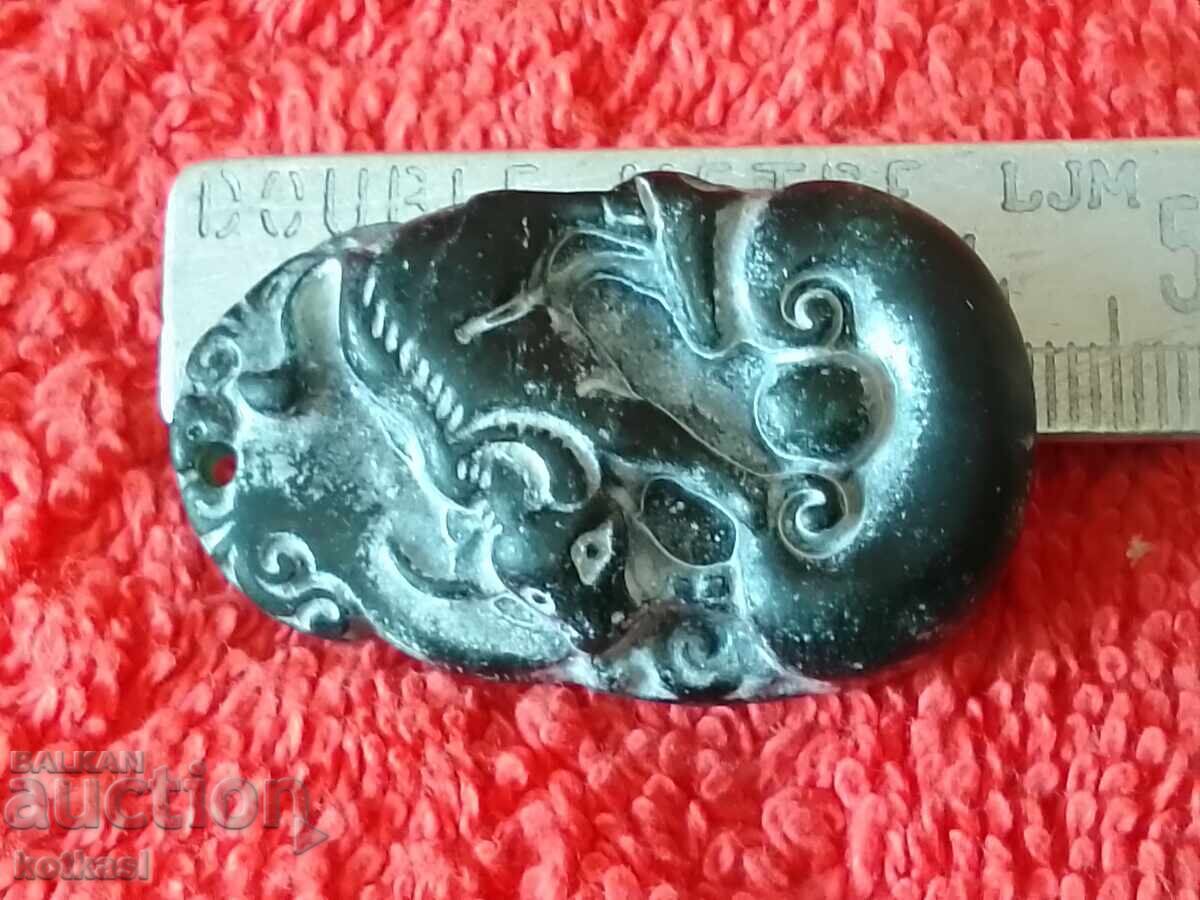 Μενταγιόν από φυσικό Jade Buffalo με τιμή 85.50 BGN | € 43.72 Μενταγιόν από φυσικό Jade Buffalo με τιμή 85.50 BGN | € 43.72