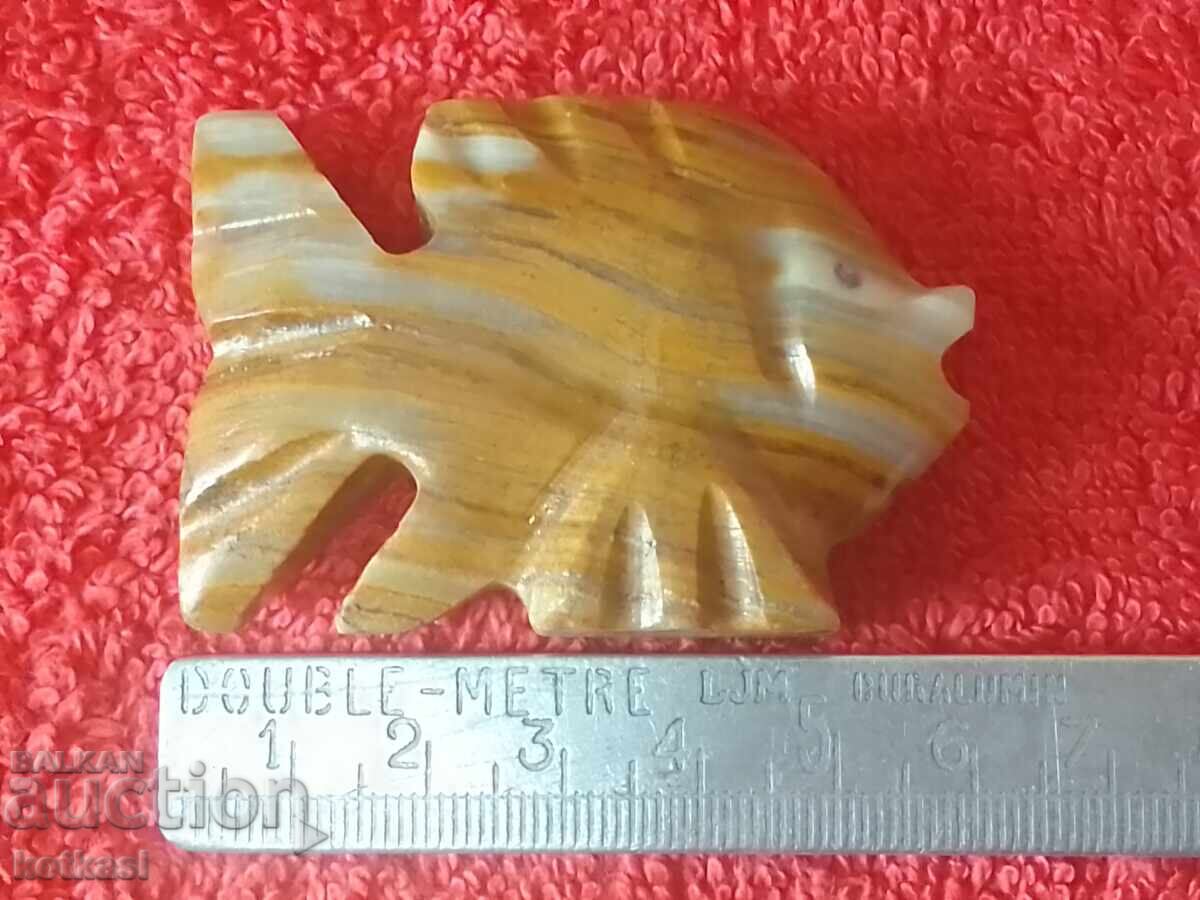 Φιγούρα ψαριού από ημιπολύτιμους λίθους Onyx με τιμή 35.50 BGN | € 18.15 Φιγούρα ψαριού από ημιπολύτιμους λίθους Onyx με τιμή 35.50 BGN | € 18.15