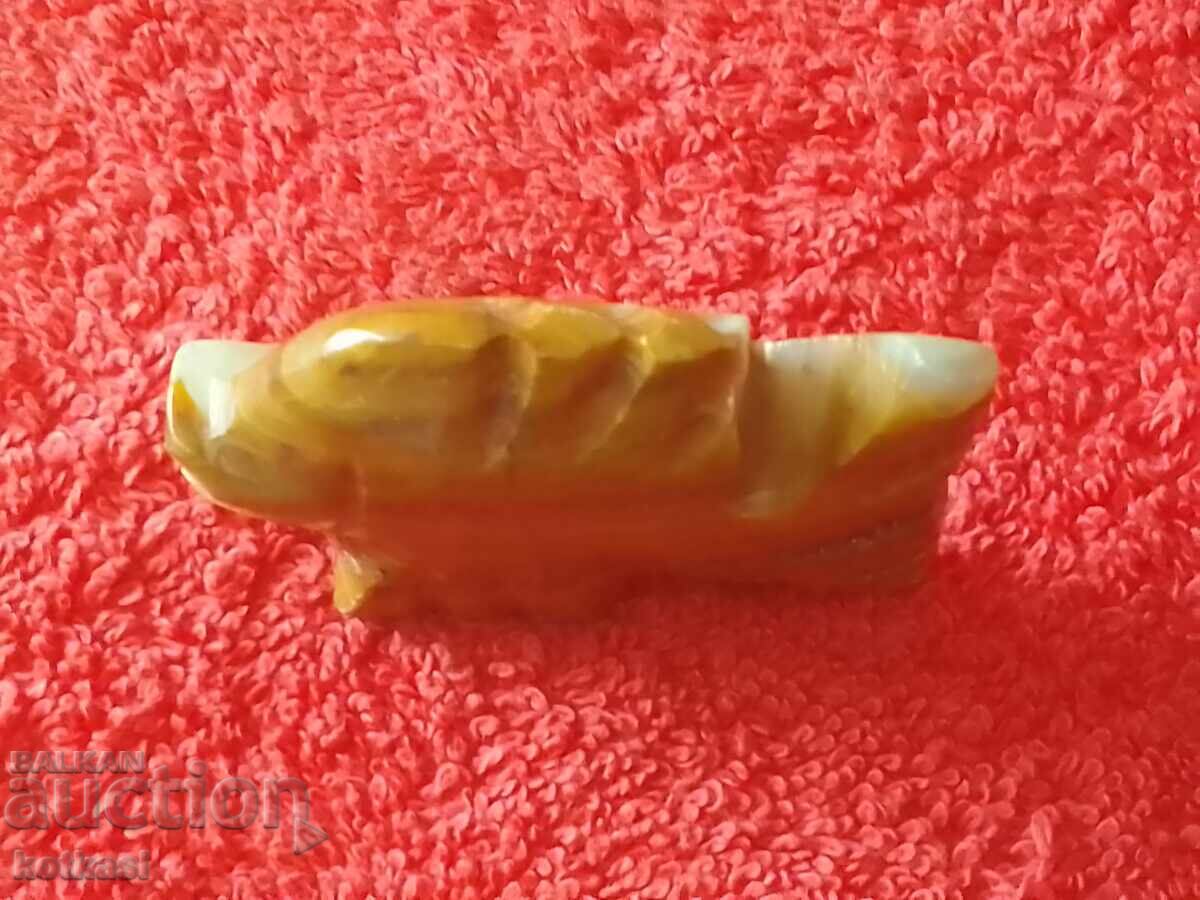 Παράδοση Φιγούρα ψαριού από ημιπολύτιμους λίθους Onyx Παράδοση Φιγούρα ψαριού από ημιπολύτιμους λίθους Onyx