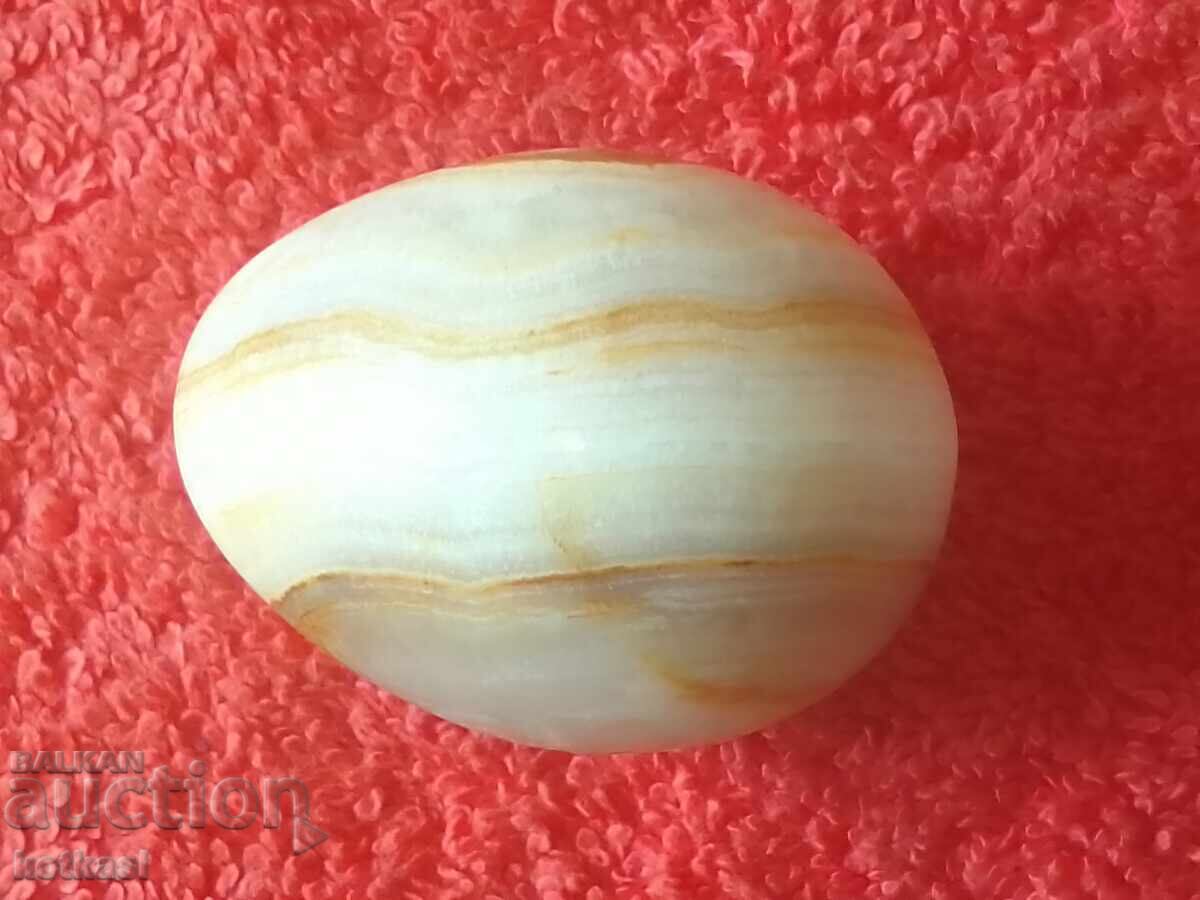 Auction Onyx Semi-Precious Stone Egg Auction Onyx Semi-Precious Stone Egg