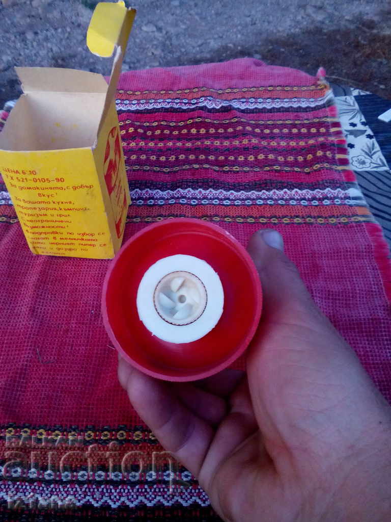 Old spice box, mill, mill - 7 Old spice box, mill, mill - 7