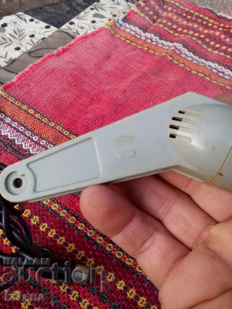 Vechiul microfon MD 200 - 5