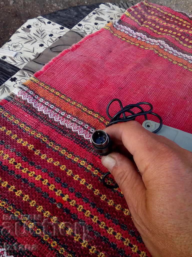 Vechiul microfon MD 200 - 6