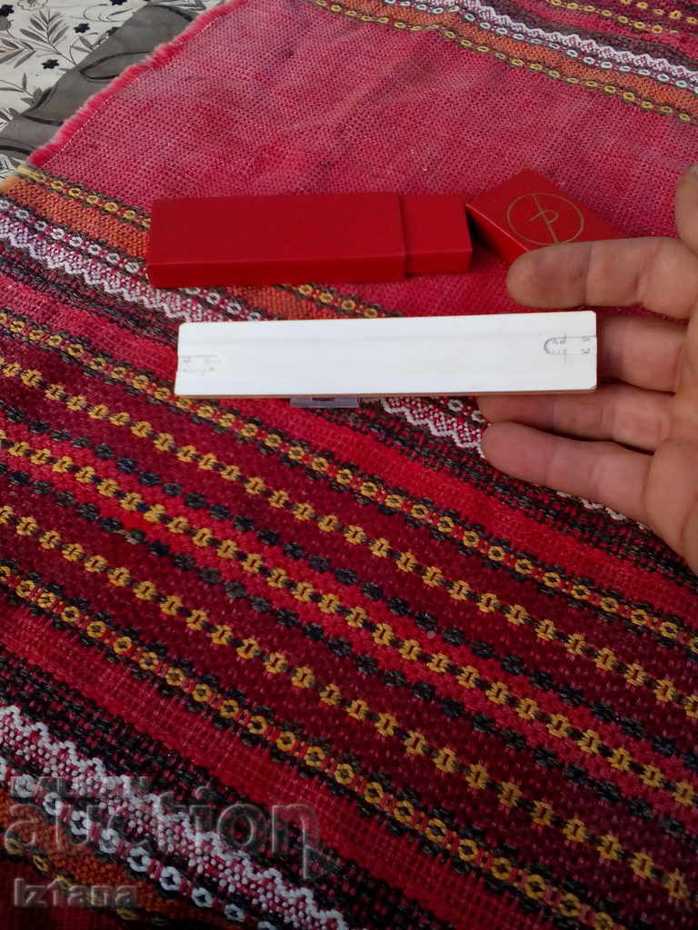 Delivery of An old logarithmic line Delivery of An old logarithmic line