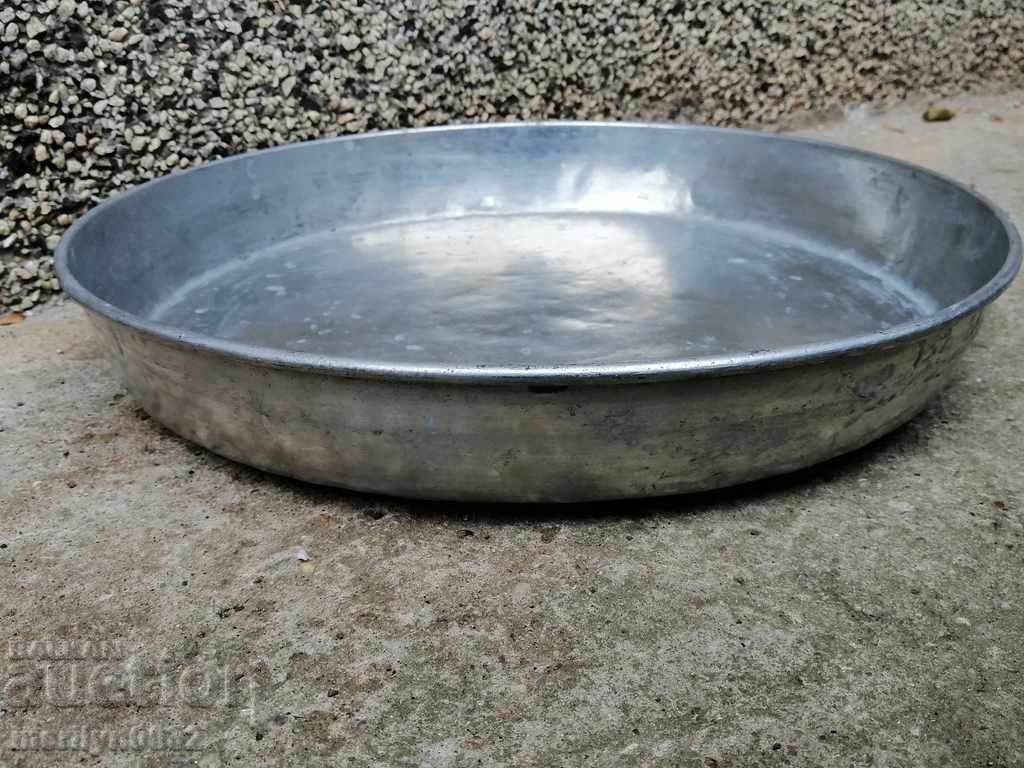 Tin, household pot, bakery, blue with price 48.00 BGN | € 24.54 Tin, household pot, bakery, blue with price 48.00 BGN | € 24.54