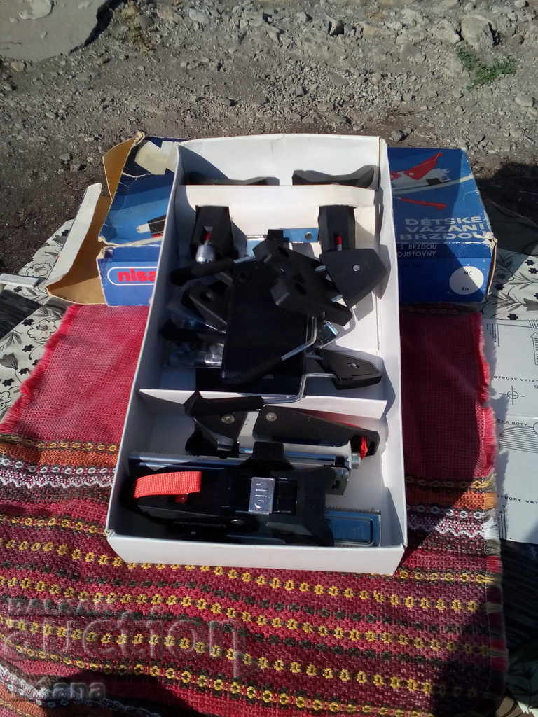 Delivery of Old Nisasport Ski Machines