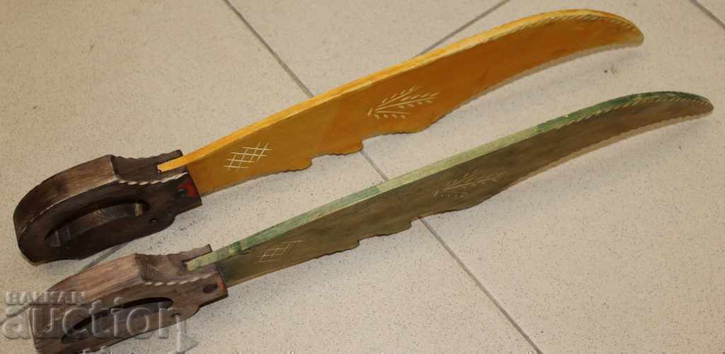 .KINGDOM BULGARIA WOODEN CHILDREN'S SWORDS TOY - 5