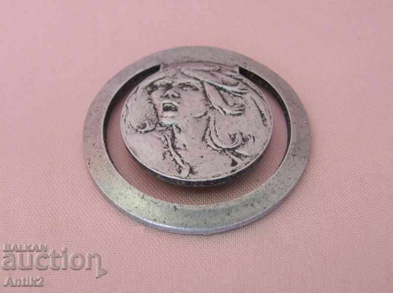 1905 Art Nouveau Albert Cherel Locket with price 240.00 BGN | € 122.71 1905 Art Nouveau Albert Cherel Locket with price 240.00 BGN | € 122.71