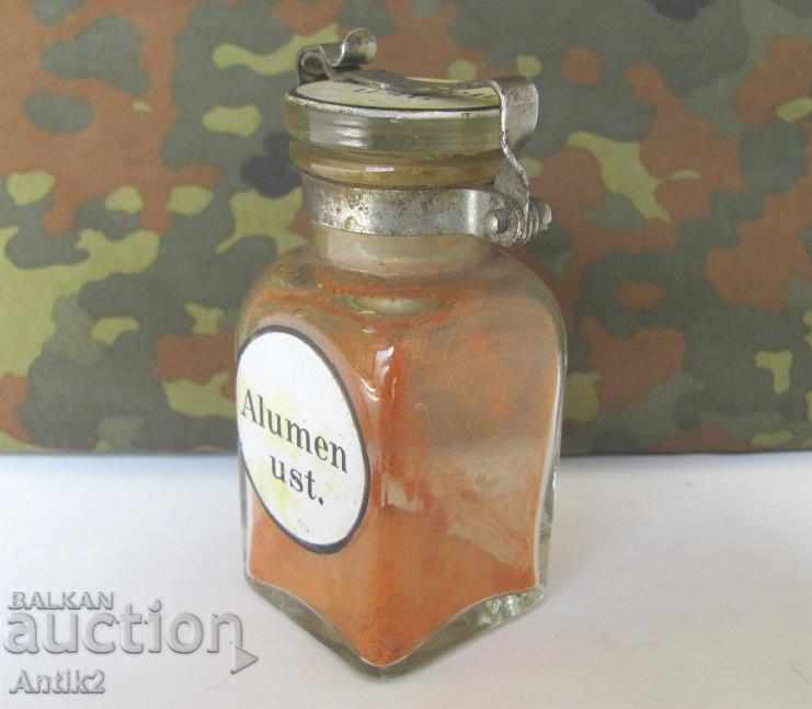 Πρώτο και Δεύτερο Παγκόσμιο Πόλεμο Φιάλη Ιατρικής Φαρμακείων με τιμή 60.00 BGN | € 30.68 Πρώτο και Δεύτερο Παγκόσμιο Πόλεμο Φιάλη Ιατρικής Φαρμακείων με τιμή 60.00 BGN | € 30.68